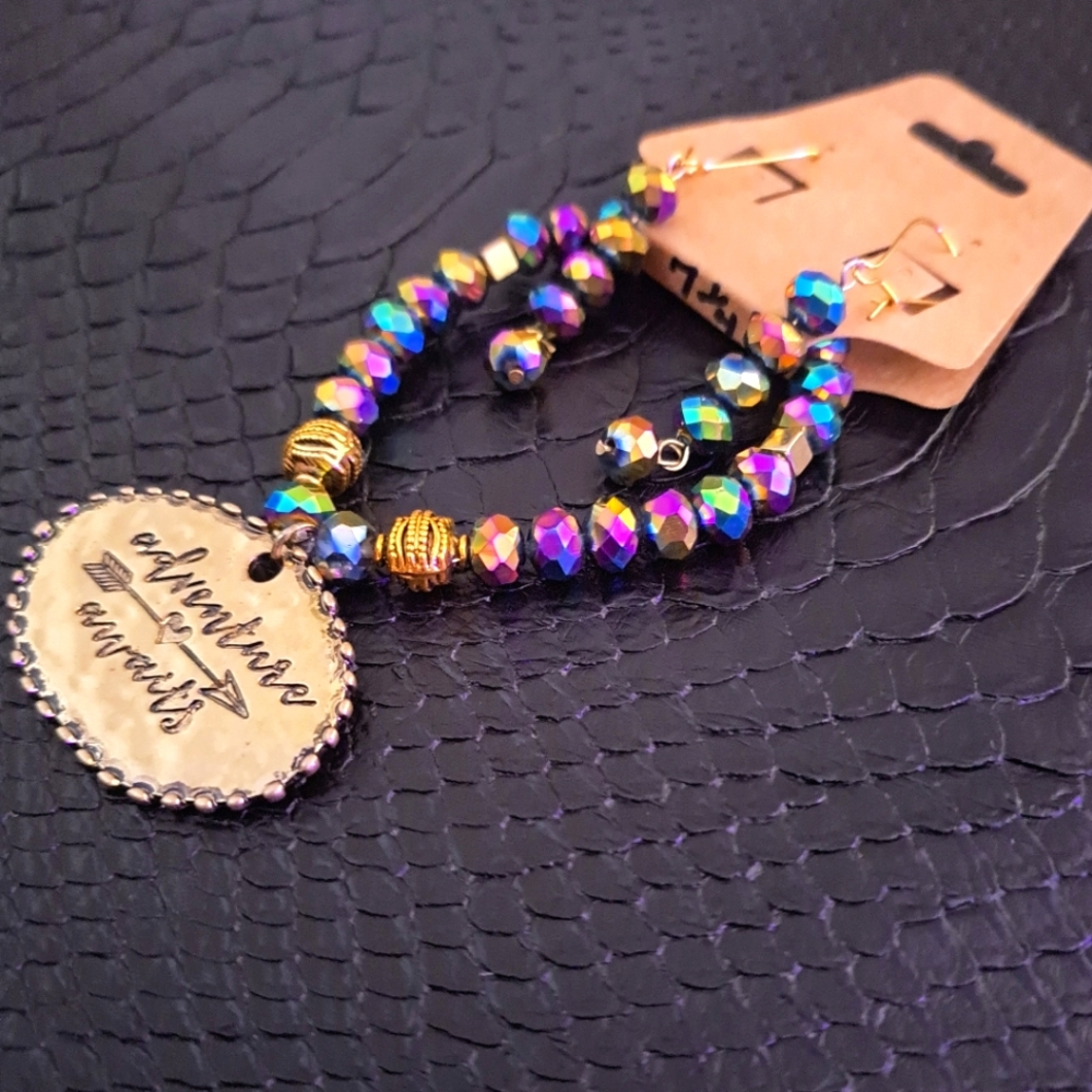 Bracelet and earring set